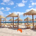 #081 1br Vale Mangude Pool & Location شقة البوفيرا