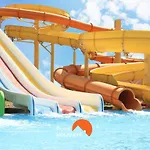 アパート #081 1br Vale Mangude Pool & Location