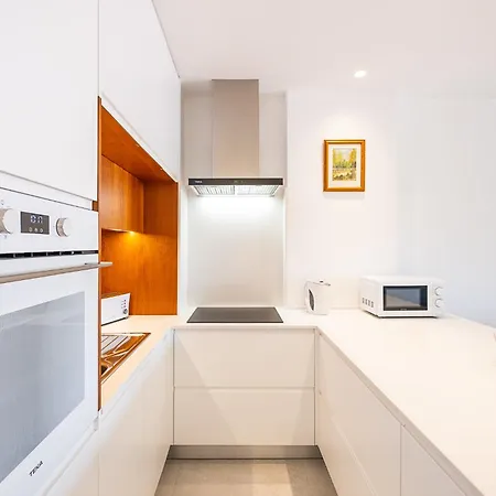 #081 1br Vale Mangude Pool & Location Apartment *